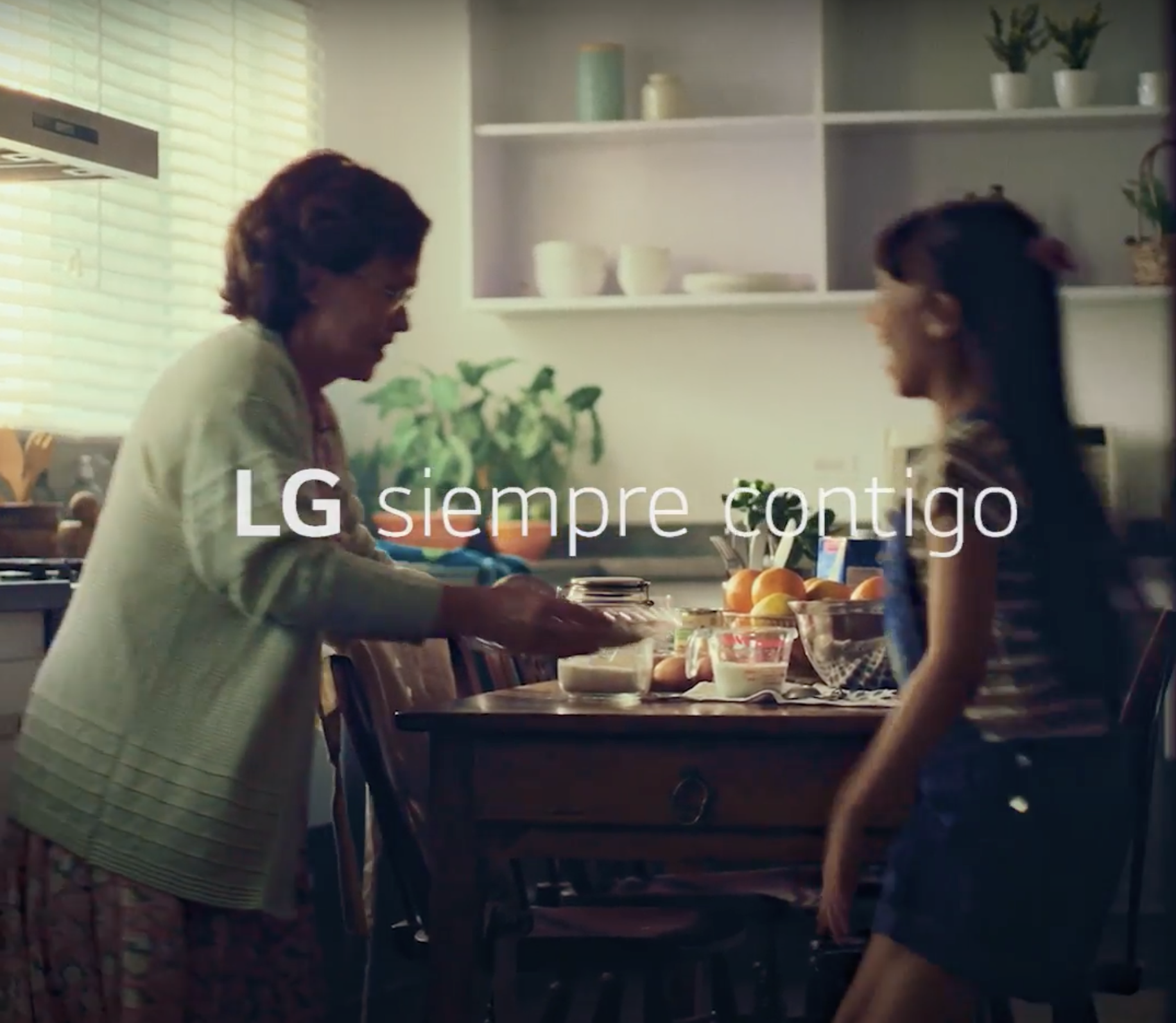 LG REGALA FELICIDAD EN ESTA NAVIDAD